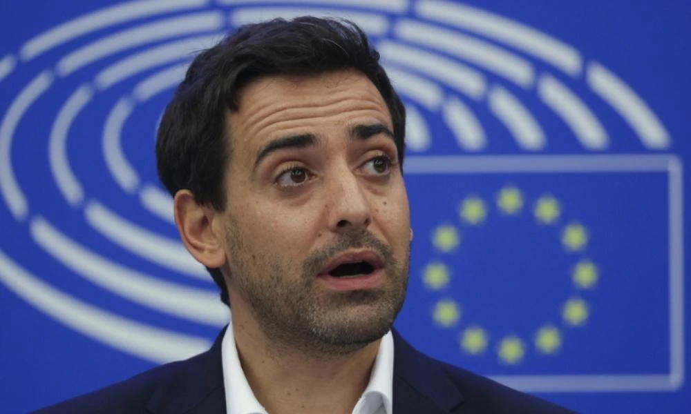 Γάλλος ΥΠΕΞ: Η Ευρώπη πρέπει να προετοιμαστεί για το σενάριο σοκ που σκιαγράφησε ο Τραμπ